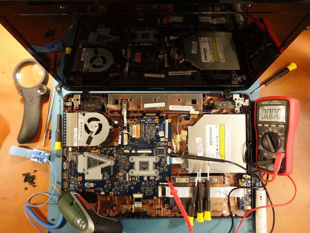 Serwis Laptopów - Cennik  Naprawa Laptopów i Netbooków